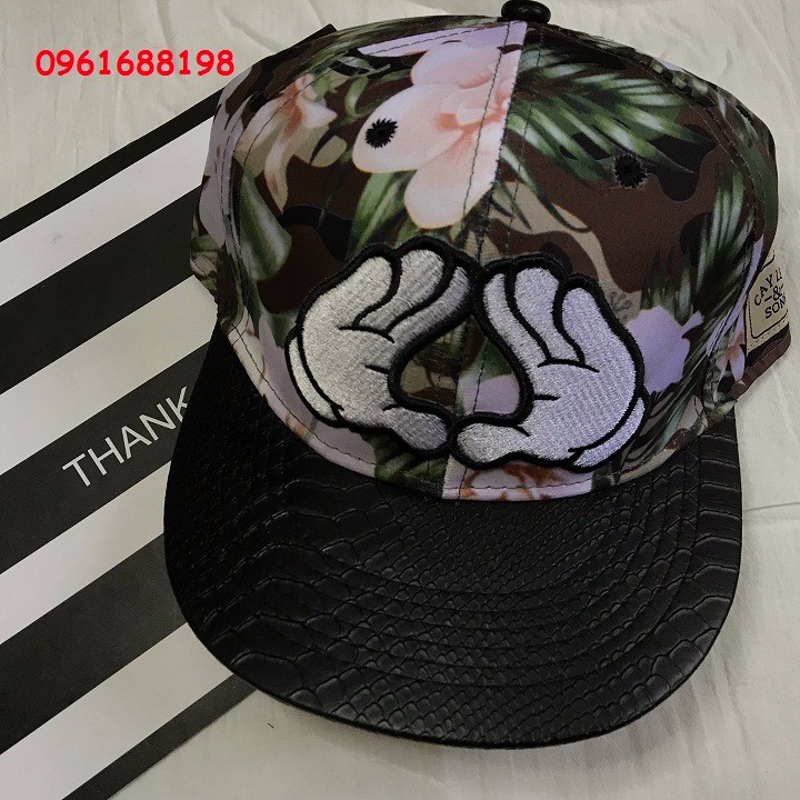 Mũ snapback Cayler Sons hoa lá tay chào