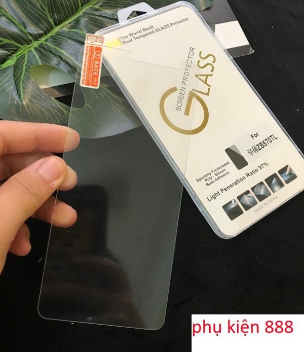 Combo kính cường lực và ốp silicon Asus Zenfone Max Plus M1 ZB570TL