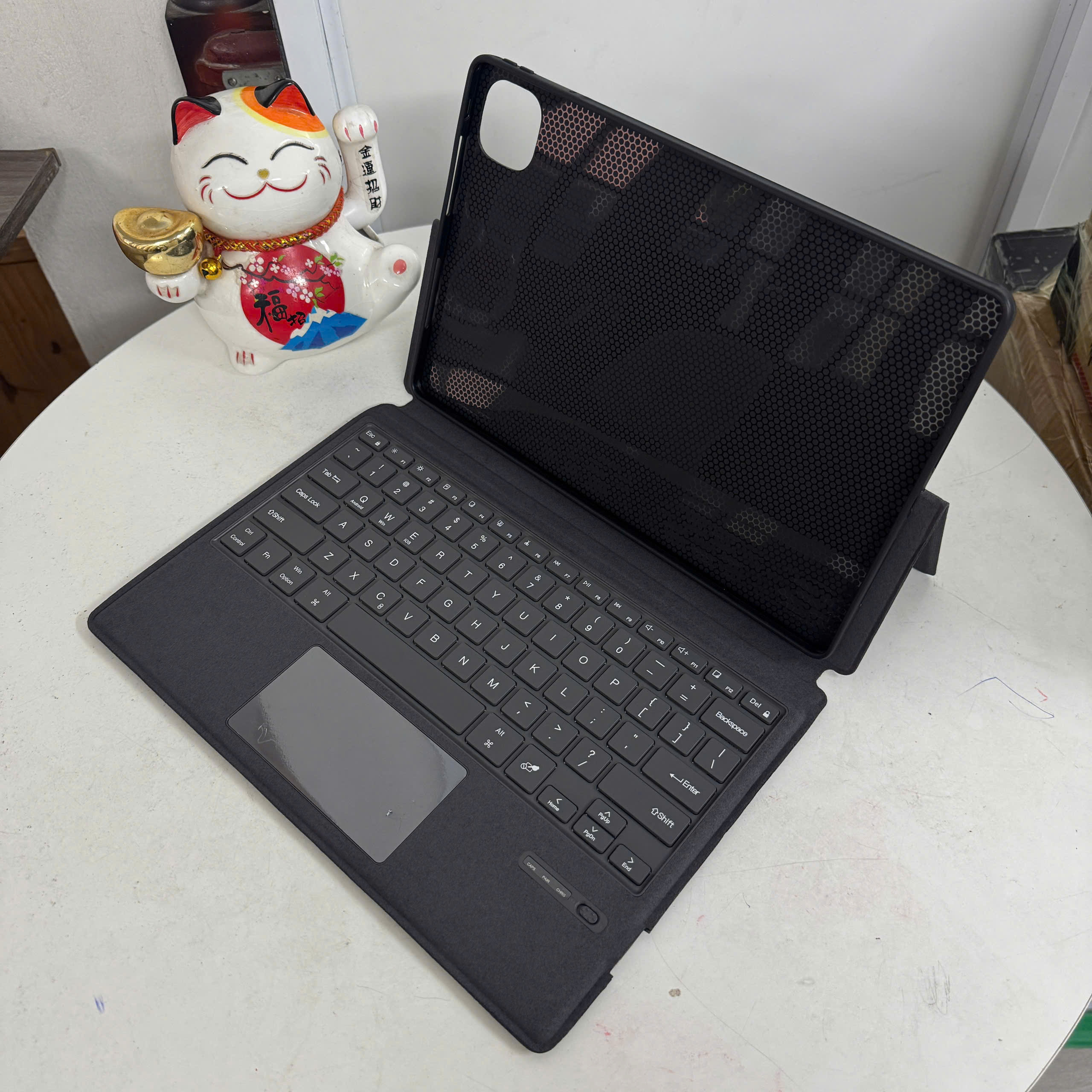 bao-da-ban-phim-honor-pad-gt-pro-12-3-co-touchpad-gia-do-den-led-co-the-thao-roi-1786940109829